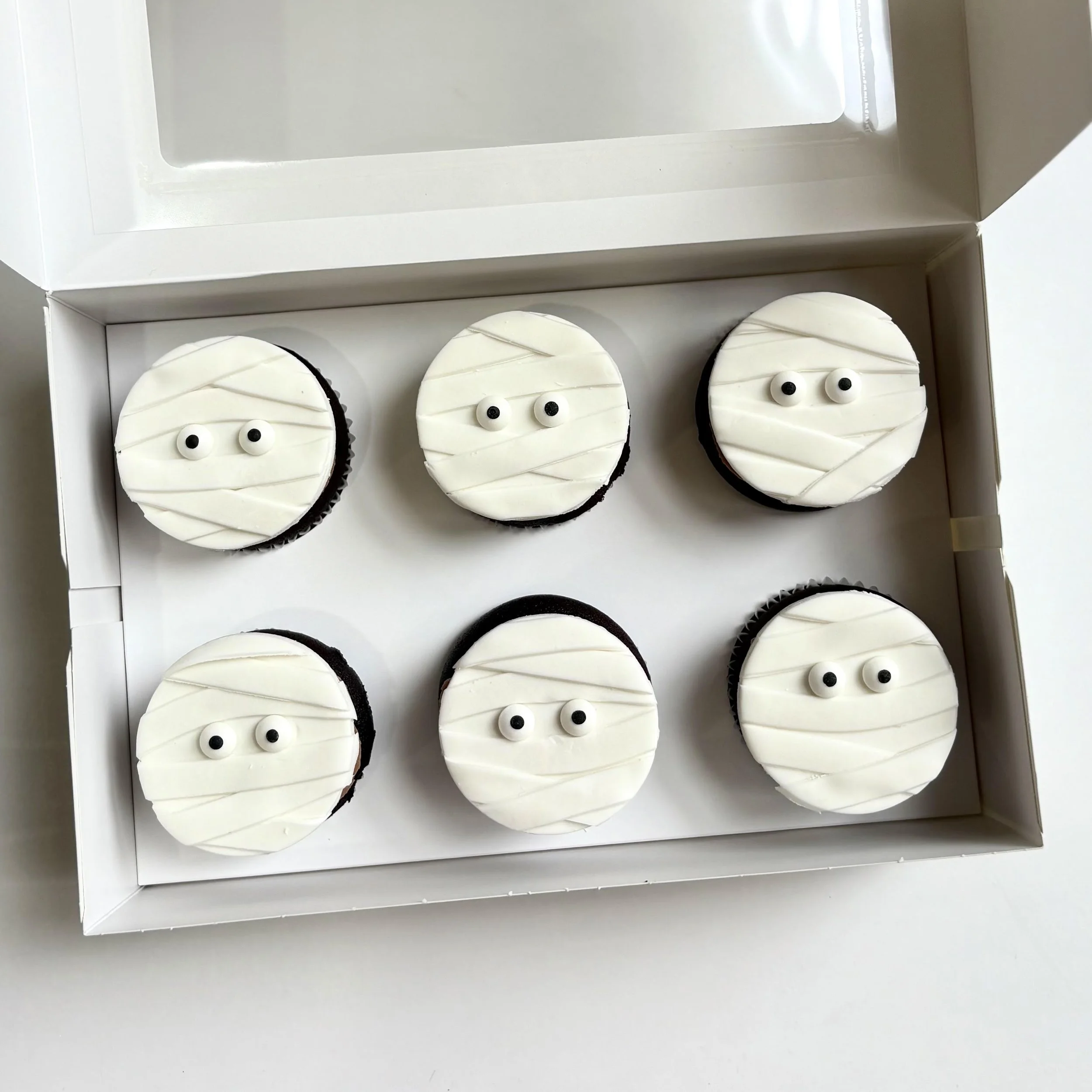 Mummy-Cupcakes-1.jpg