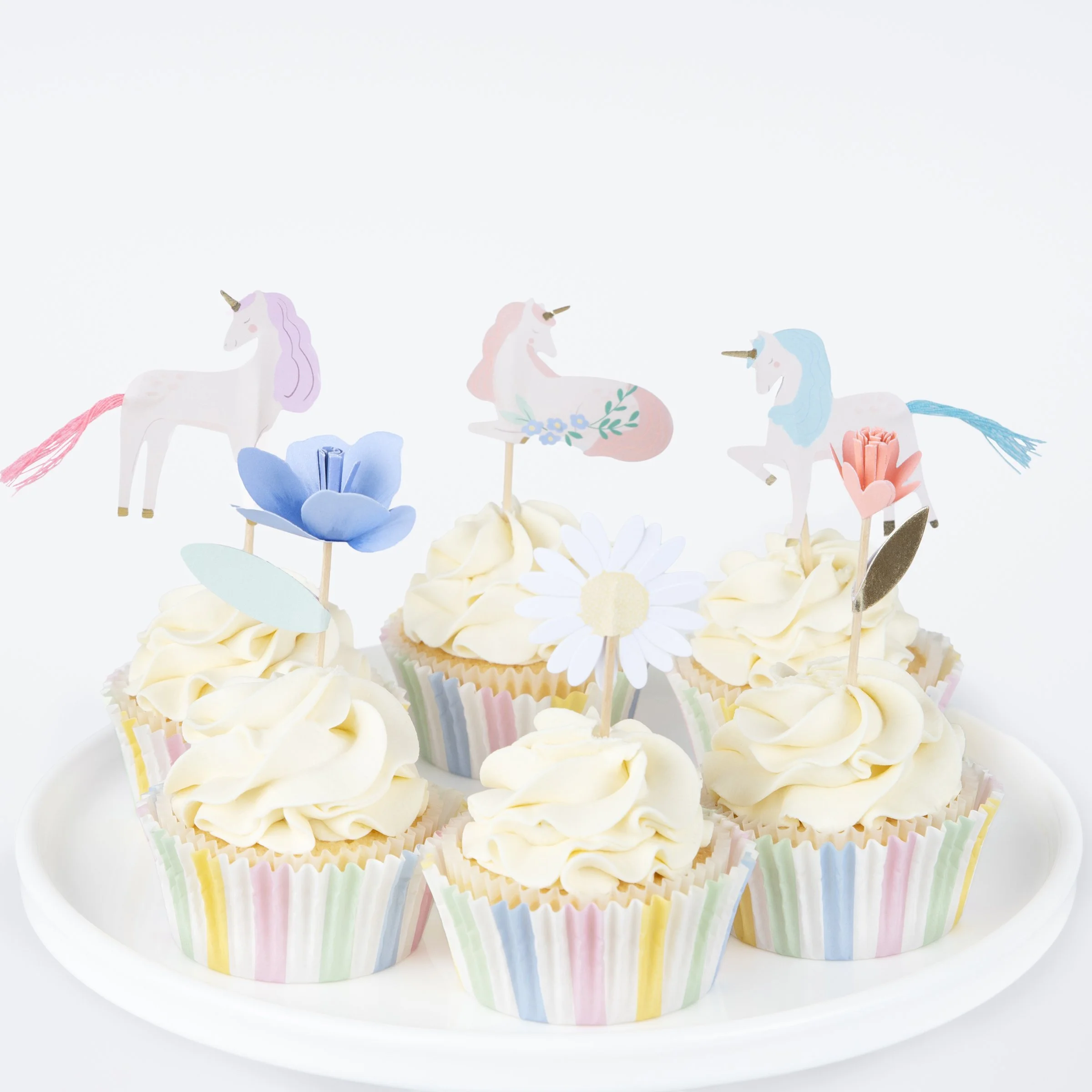 Meadow-Unicorns-Cupcake-Kit-2.jpeg