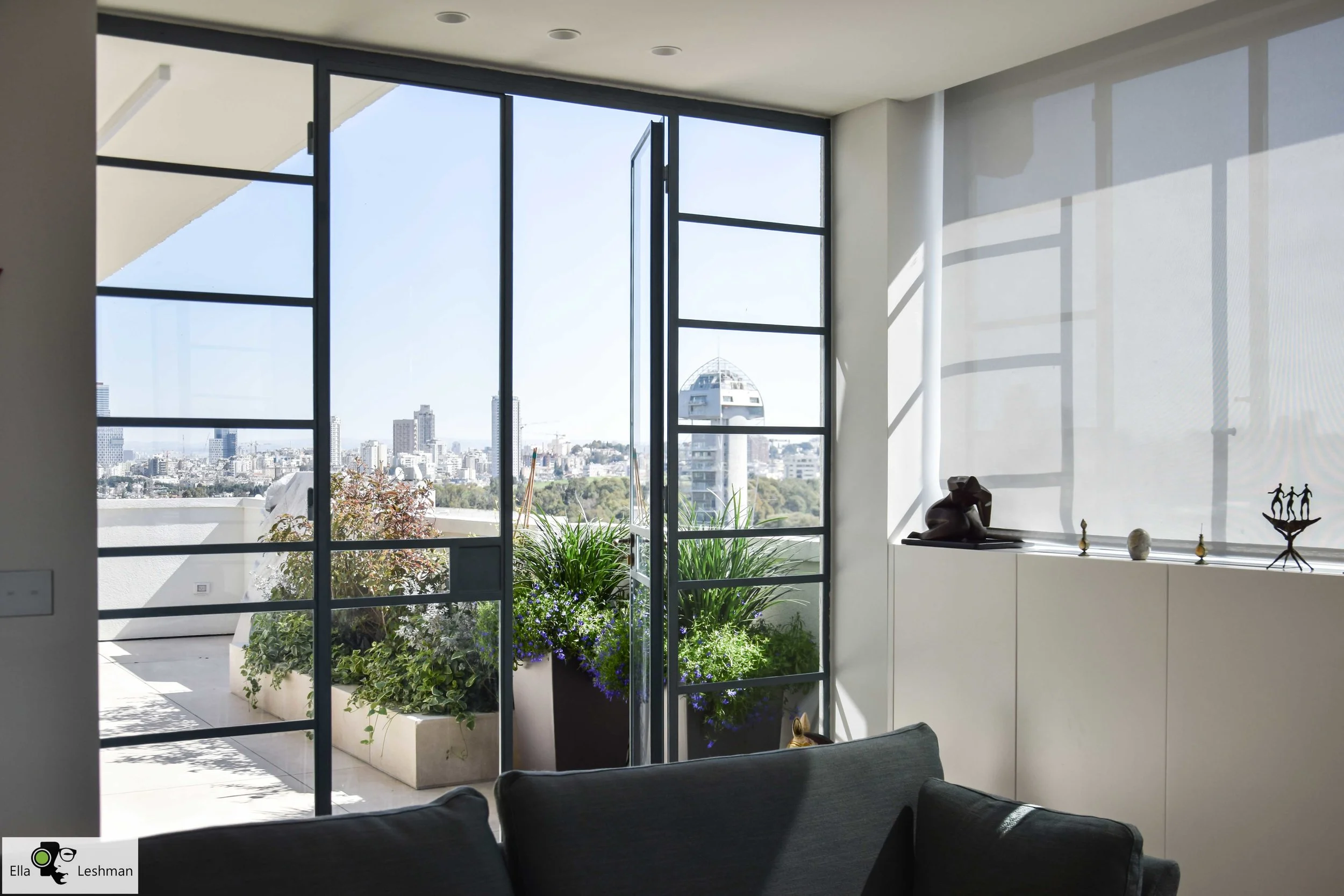 Rooftop Garden Architecture by Ganim Galim