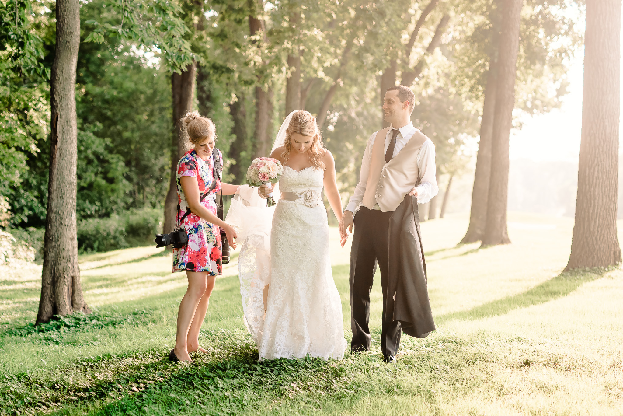 Wedding photographer behind the scenes_Stephanie Kopf Photography
