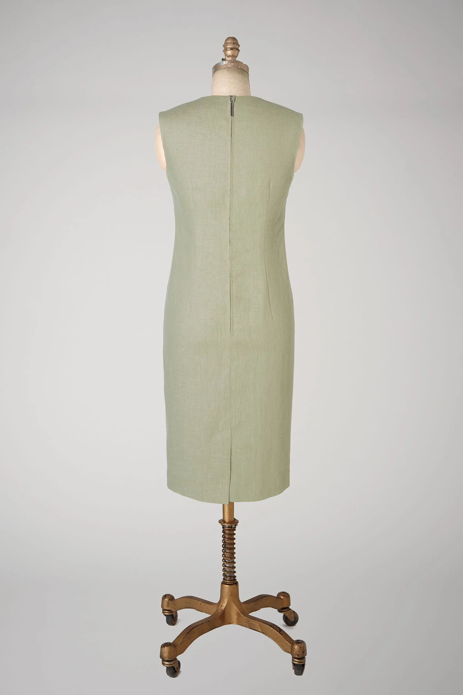 230710_KarenRoberts_TheDress_1124_back copy.jpg