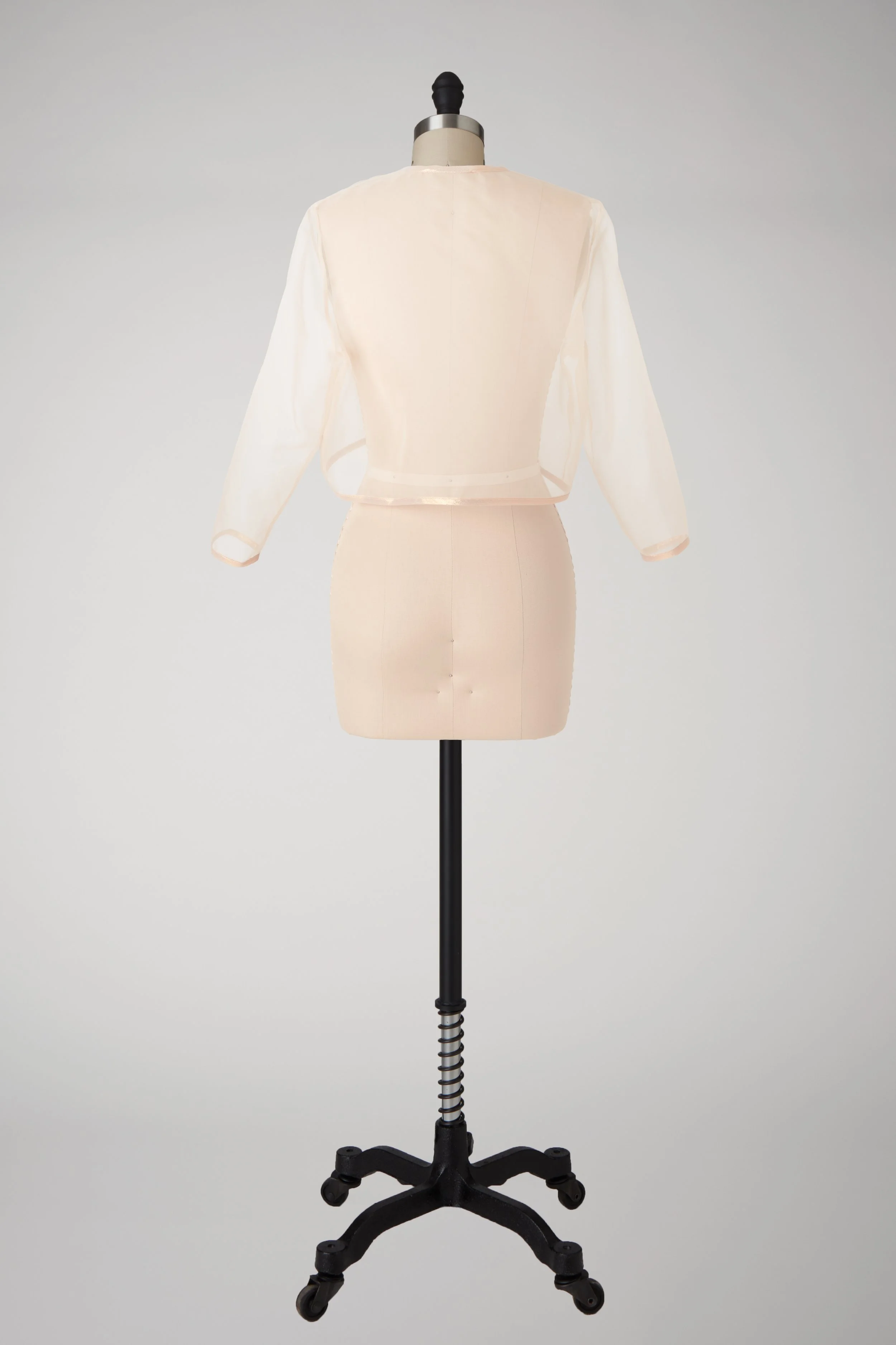 250623_KRNY_short_duster_gold_back.jpg