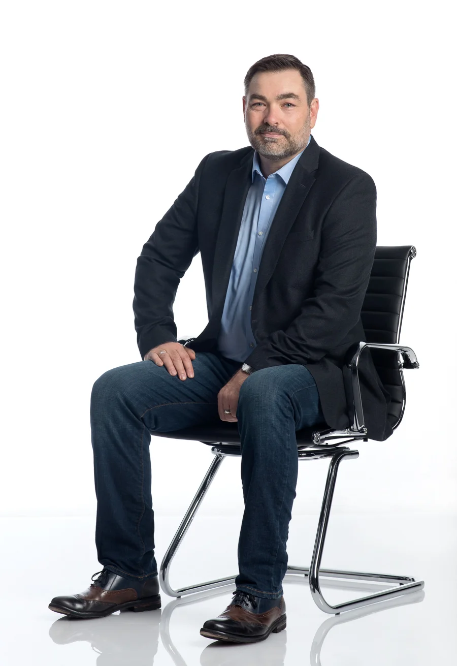 Ian-Burroughs-LLP_01.jpg