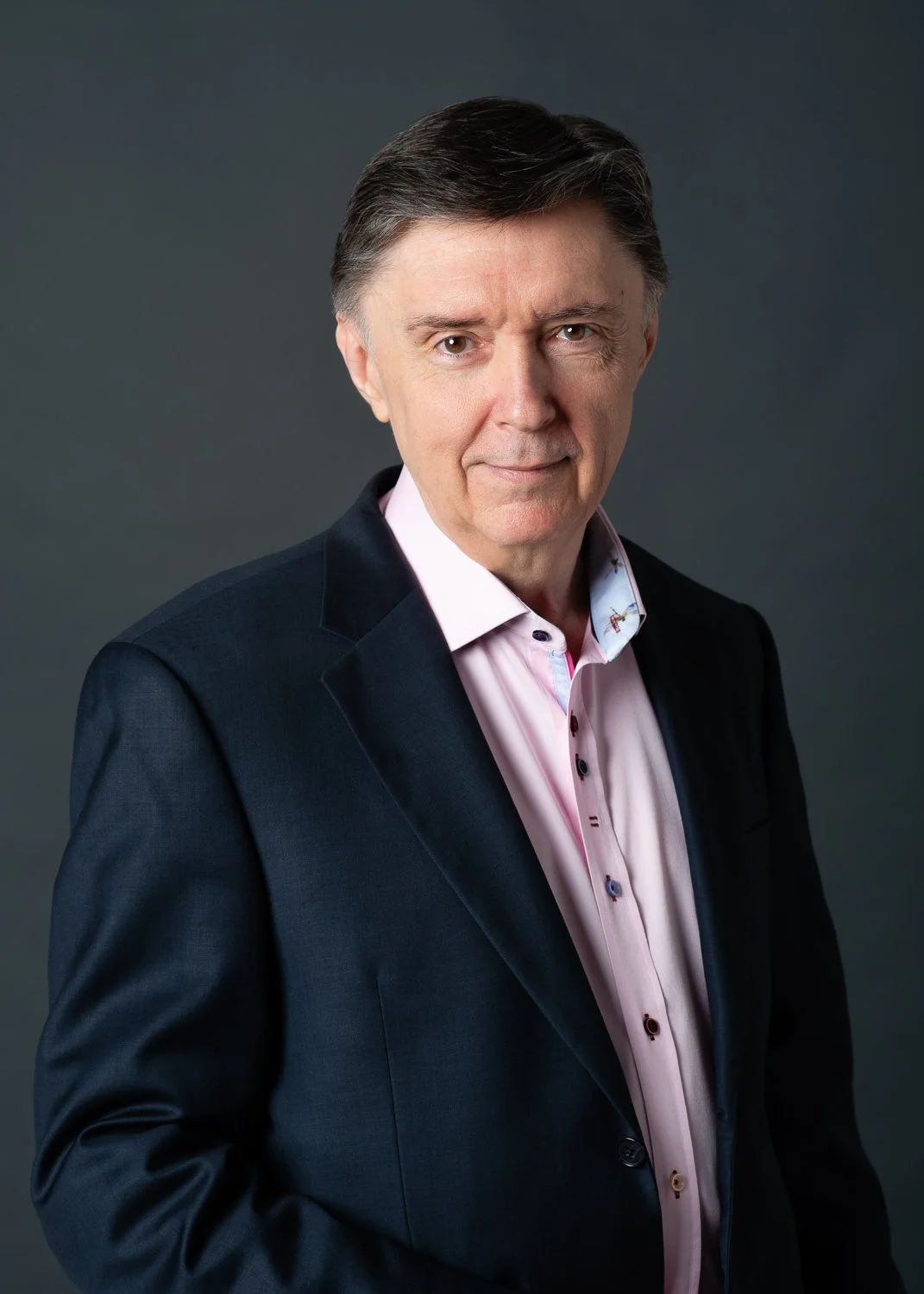 2023025 Willi Zwozdesky HEADSHOT_39.jpg