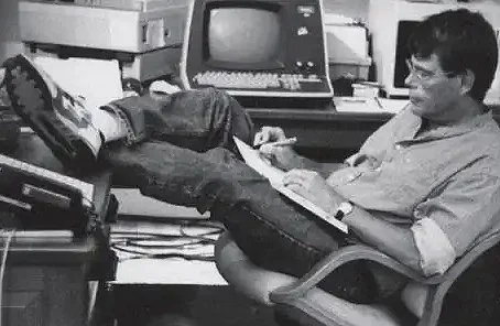 Stephen King “On Writing” and sculpture