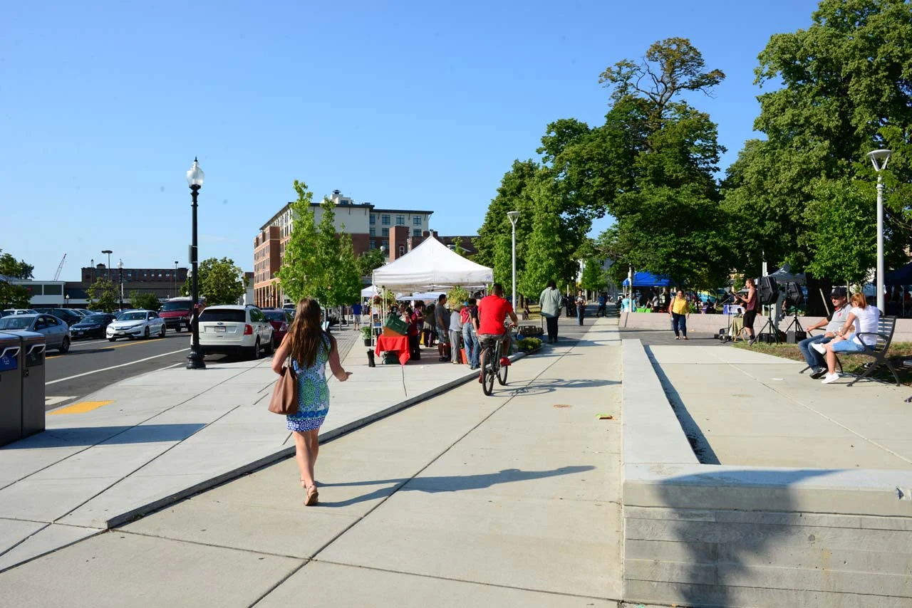 Central-Square-East-Boston-Farmers-Market_Klopfer-Martin-Design-Group_DKM_9674.jpg