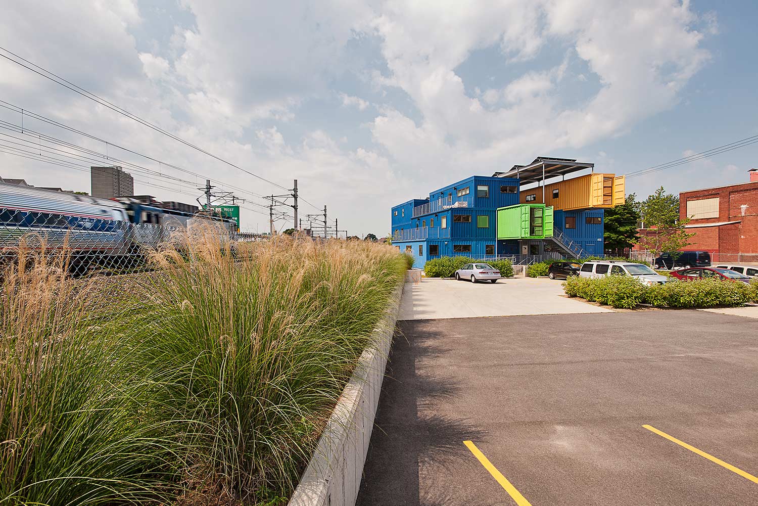 Box-Office_container-office-building-landscape-architecture_Klopfer-Martin.jpg