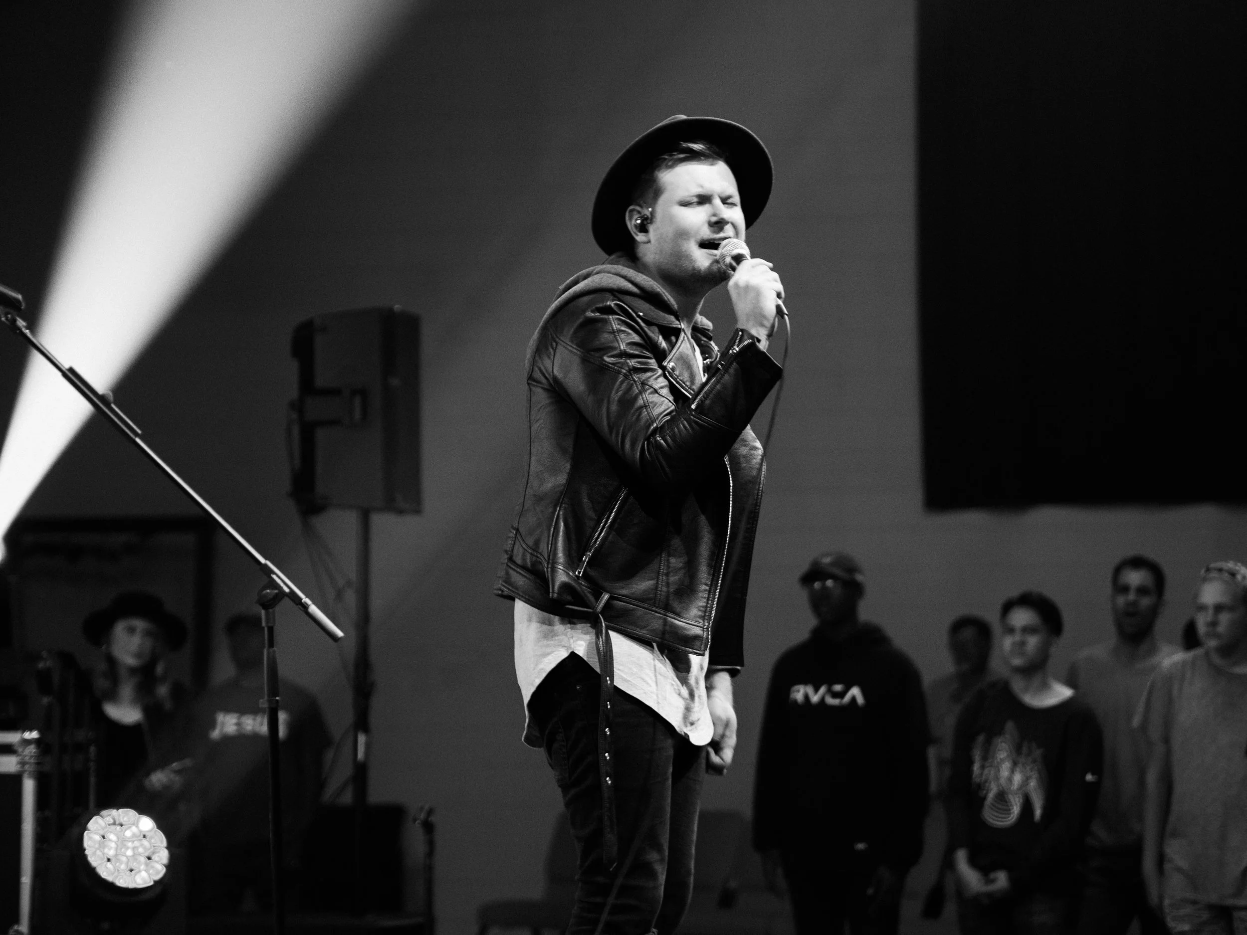 Outcry-5030201.jpg