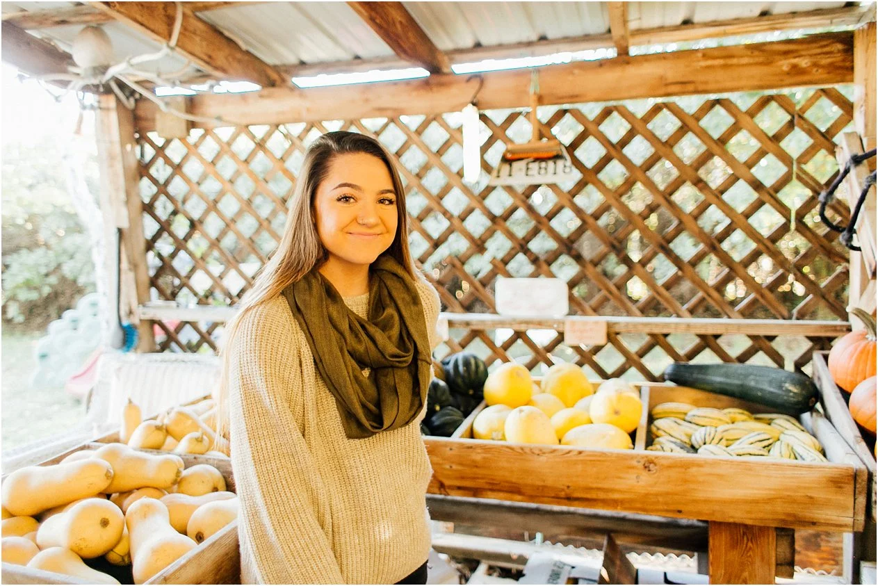 20171011SeniorPumpkinPatch142_web.jpg