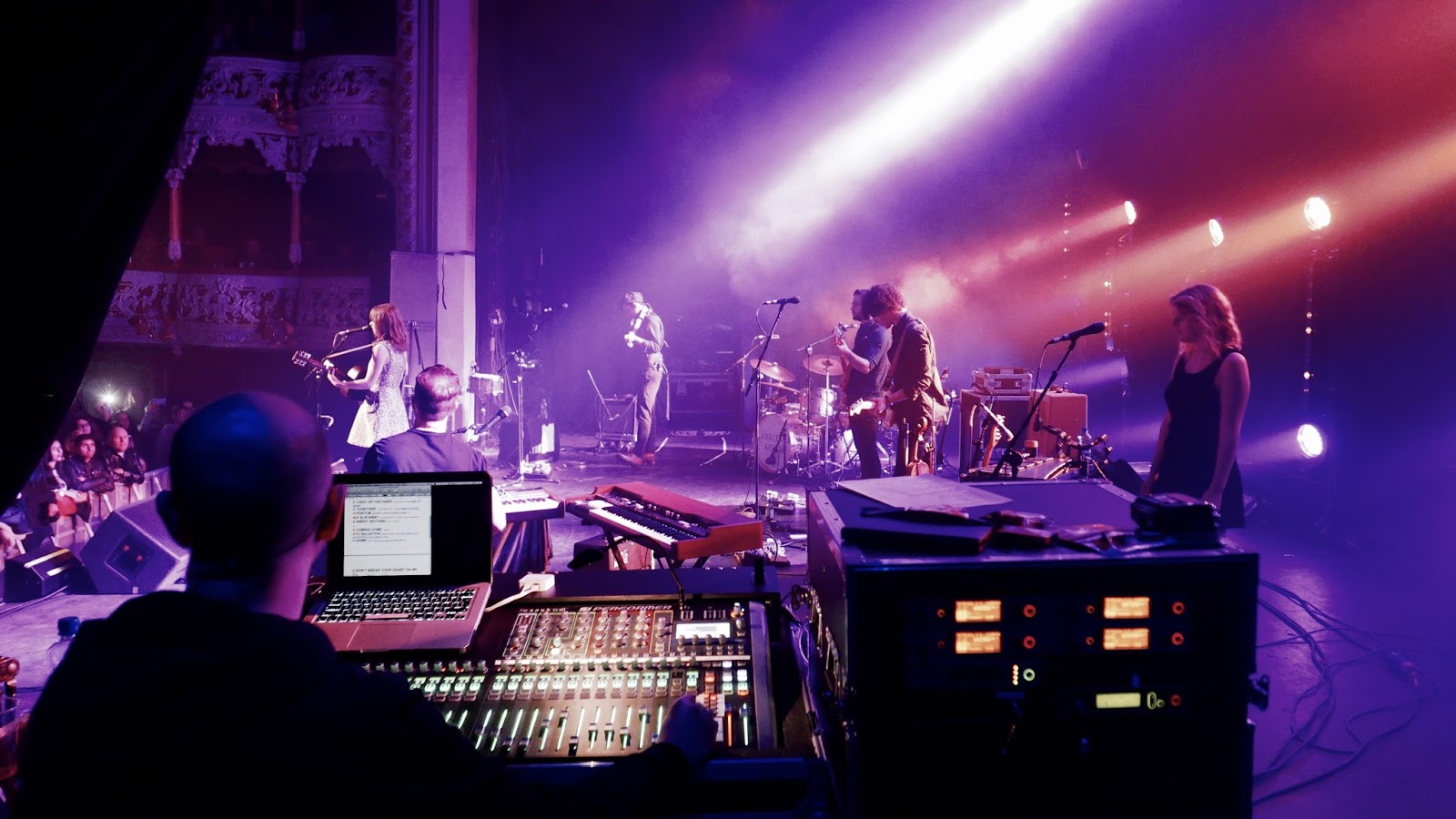 Soundcraft_Gabrielle Aplin_03.jpg