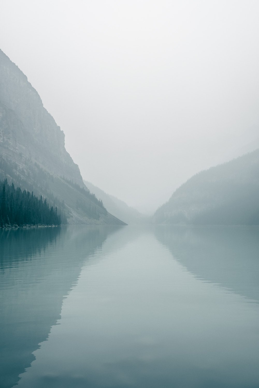 Valley of the Ten Peaks 