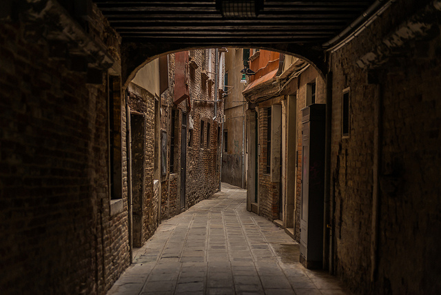 Venice calle.jpg