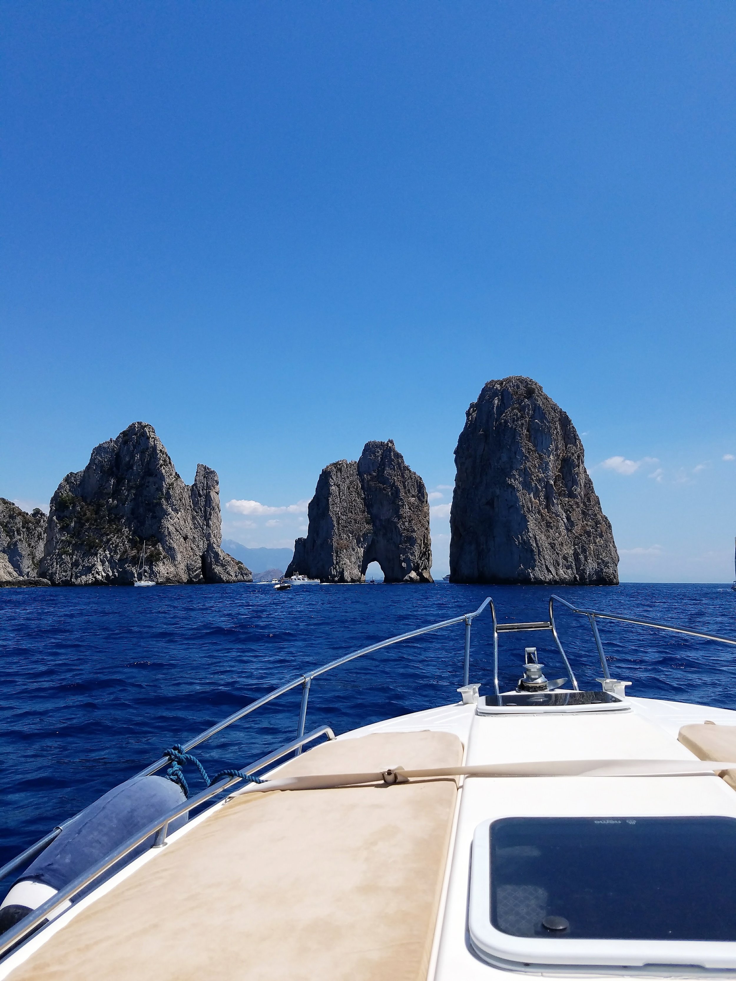 Capri by boat.jpg