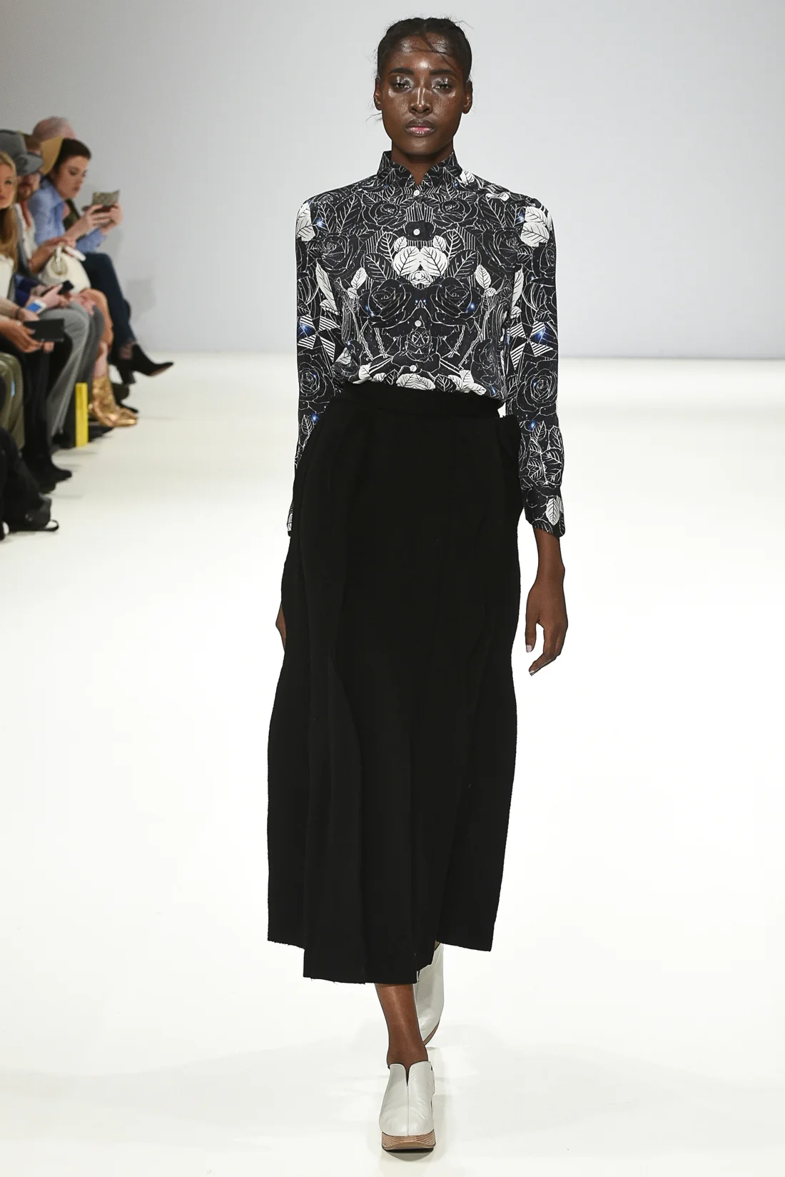 LFW_4106_RUBYLDN_Apu-Jan_LFWAW16_15.jpg