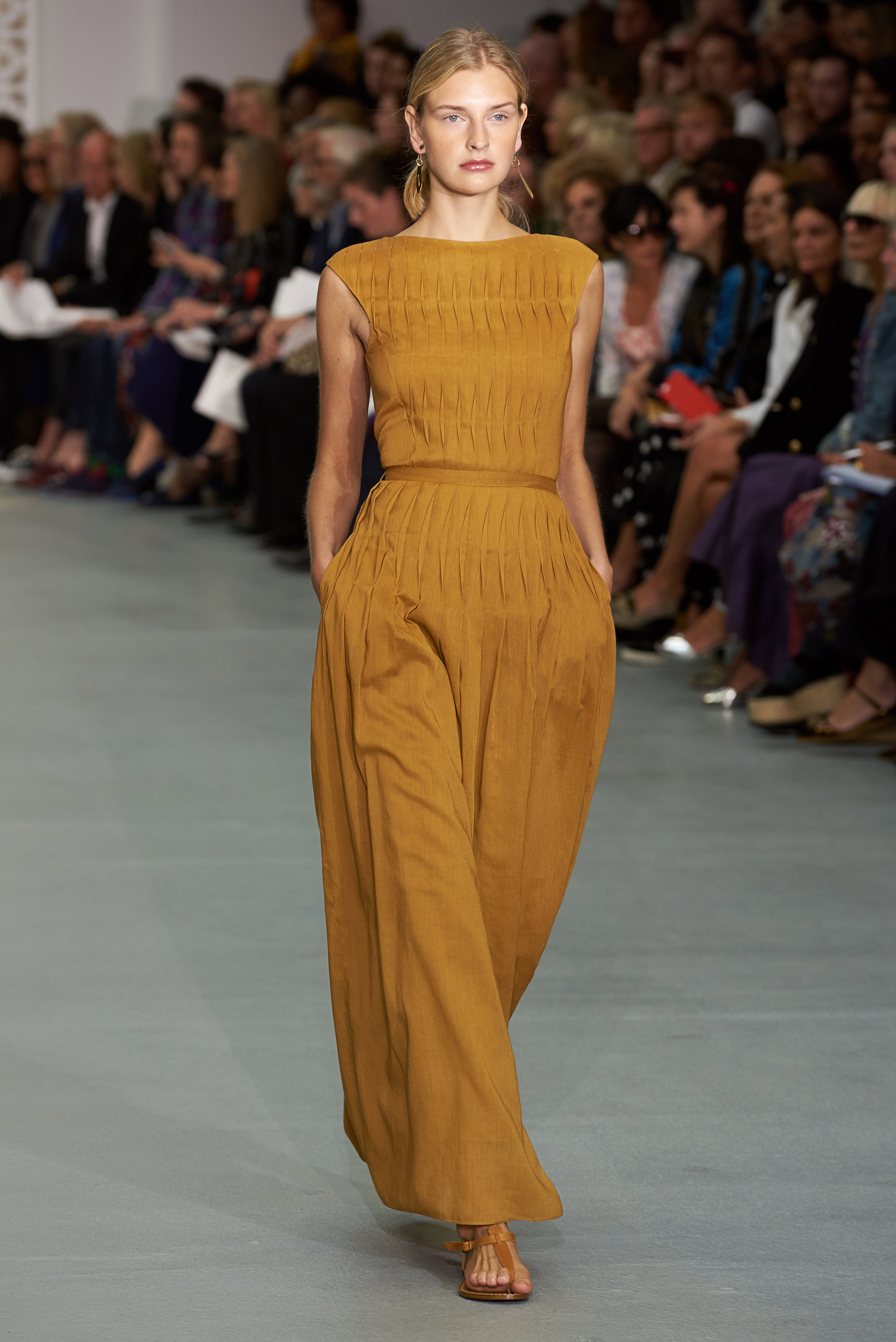 LFW_2665_Jasper-Conran_SS17_RUBYLDN2016_.jpg