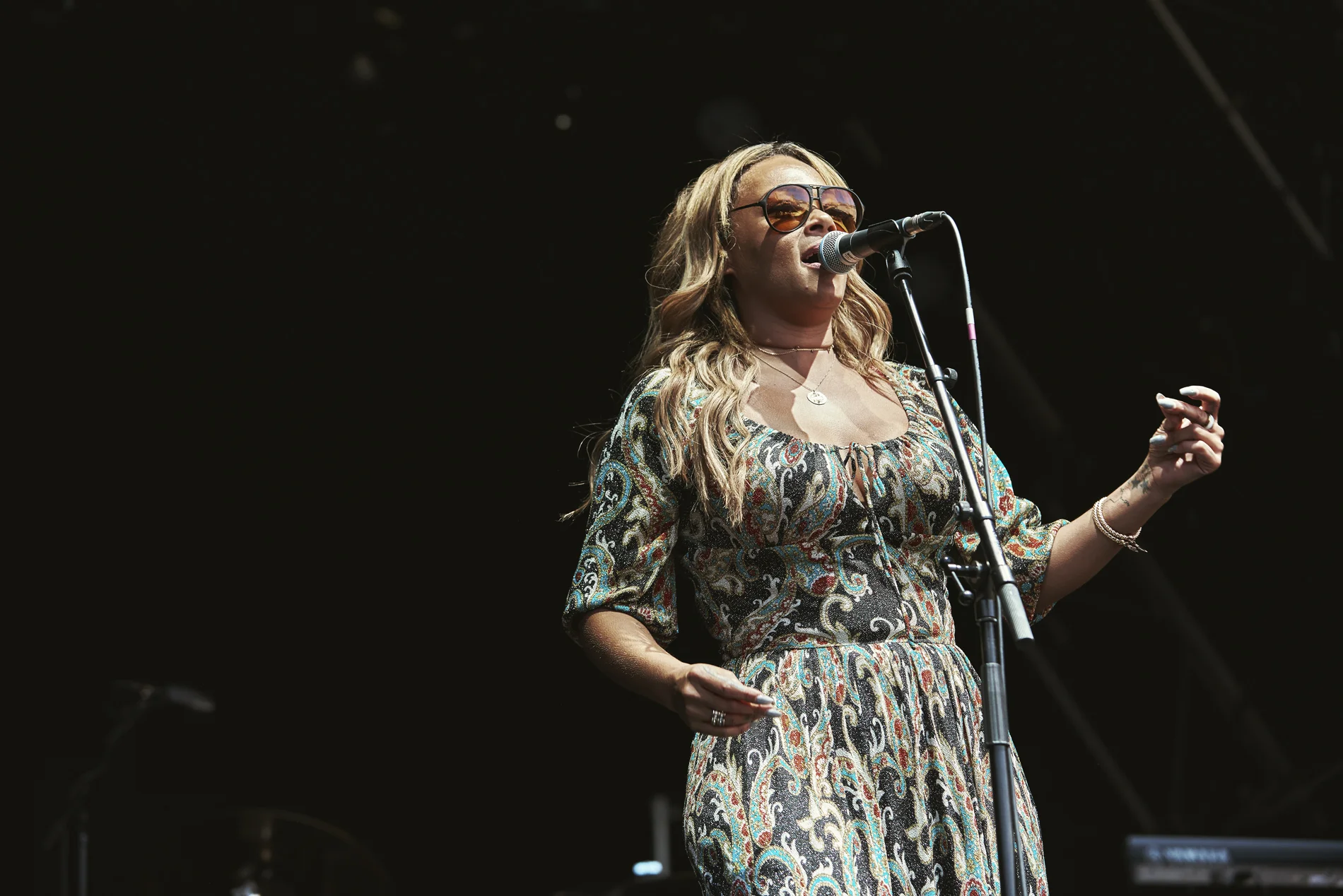 GMT_2568_Shola-Ama_July-4th-2017_Greenwich-Music-Time.jpg