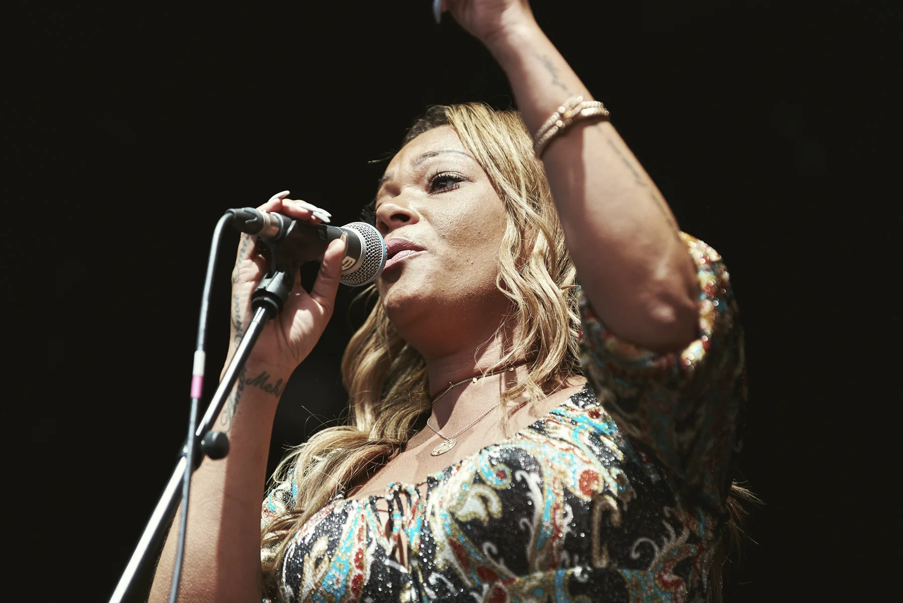 GMT_2613_Shola-Ama_July-4th-2017_Greenwich-Music-Time.jpg