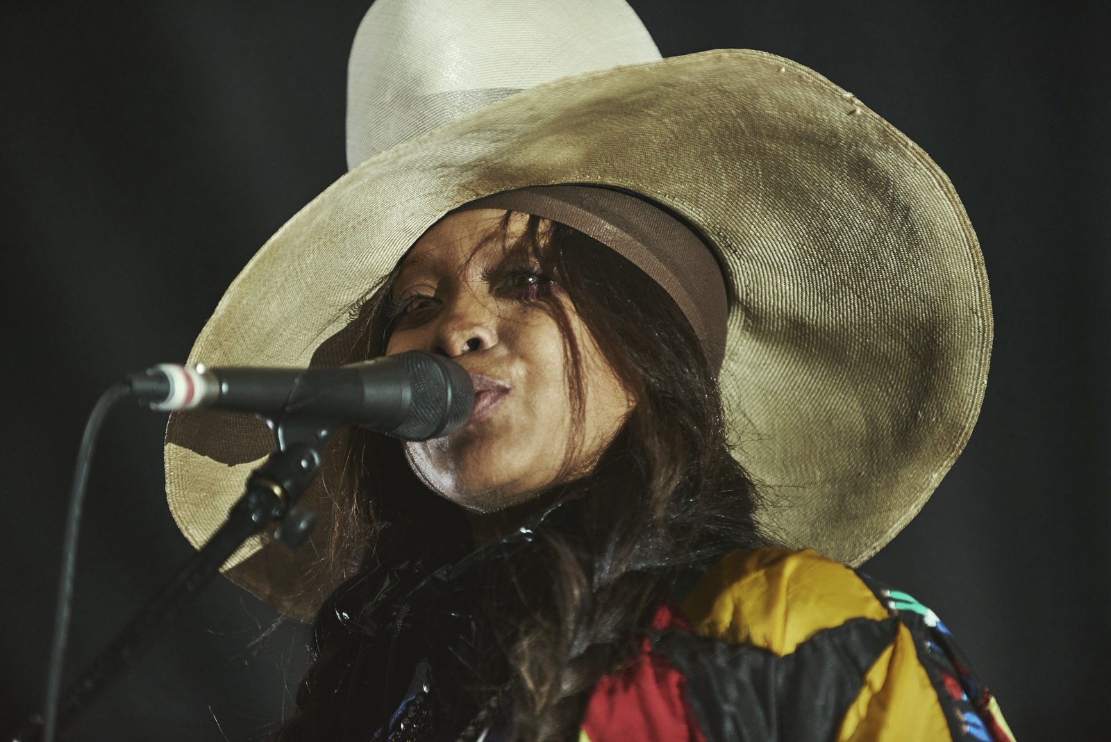 EBC_3743_Erykah-Badu_20-Years-of-Baduizm_Eventim-Apollo.jpg