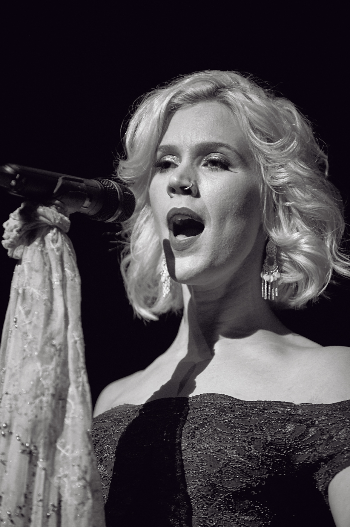 JOS_6410_Joss-Stone-at--performs-at-the-Royal-Festiaval-Hall-2017_Karyn-Louise.jpg