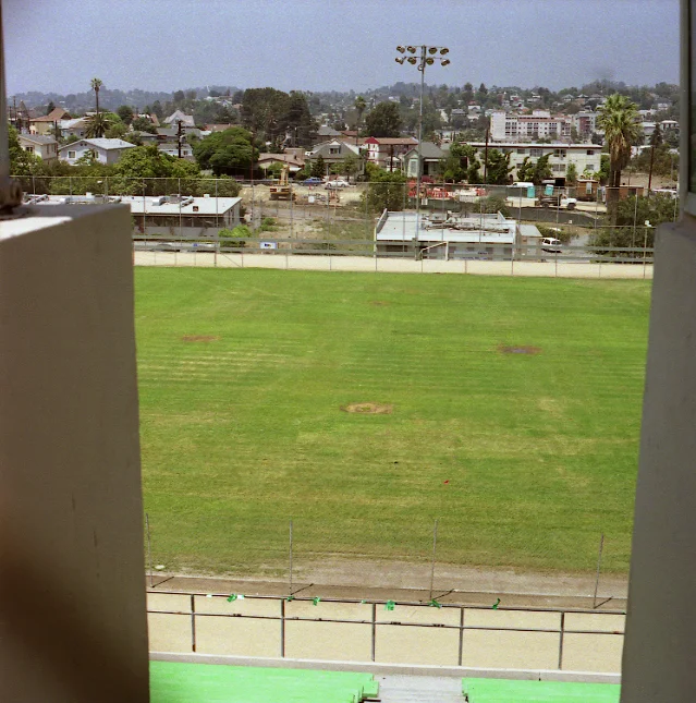 belmont004.jpg
