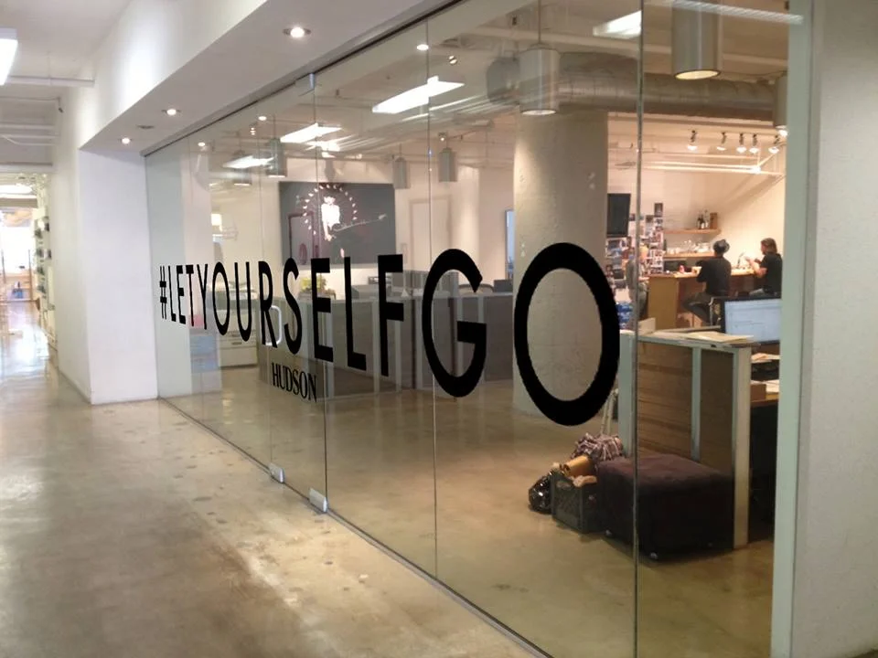 Showroom Graphics