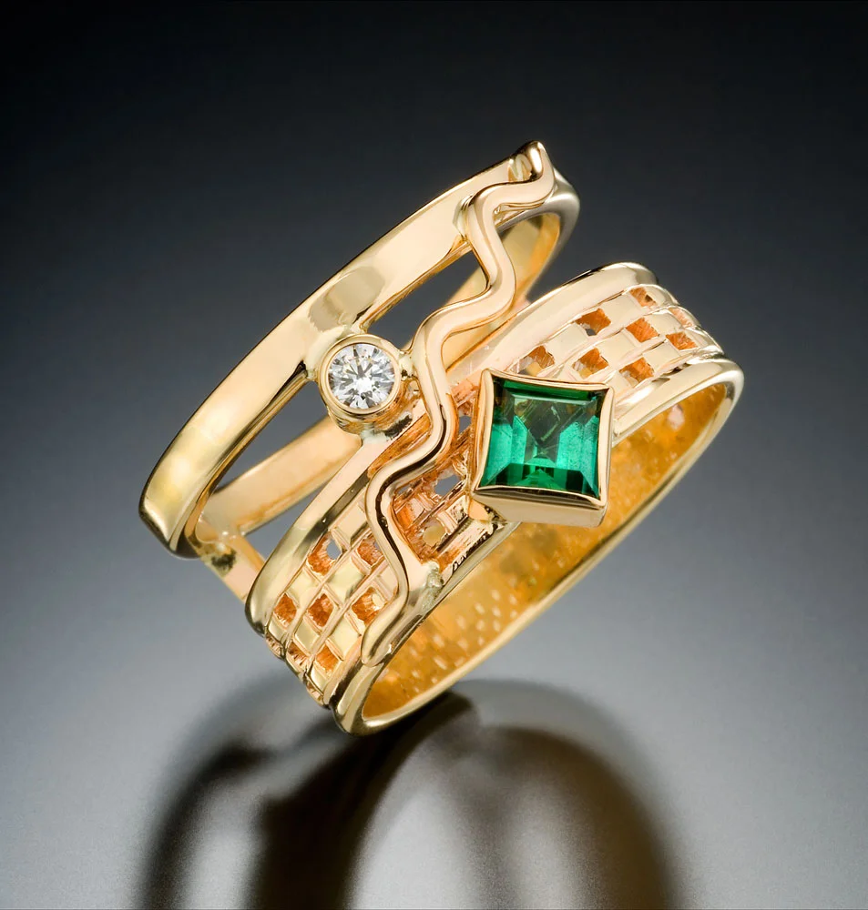 Grid band with tourmaline and diamond
