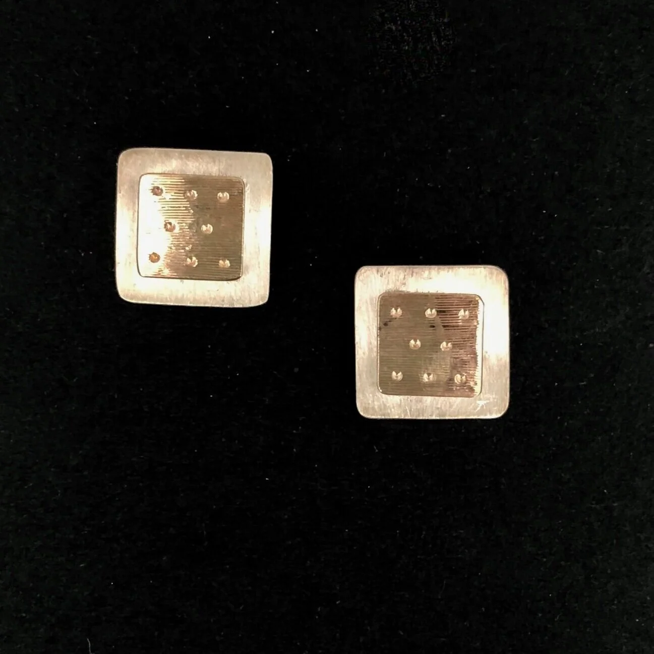 Engraved Squares w/Dots Posts