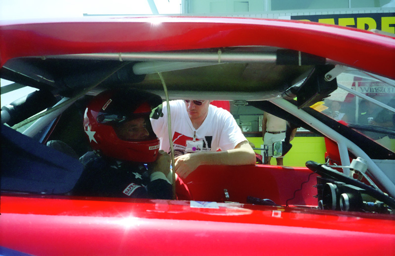 1999-08-GT1@DAYTONA-BobBeltingIn_Aperture_preview.jpg