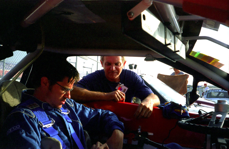 1999-08-GT1@DAYTONA-BeltingIn.jpg