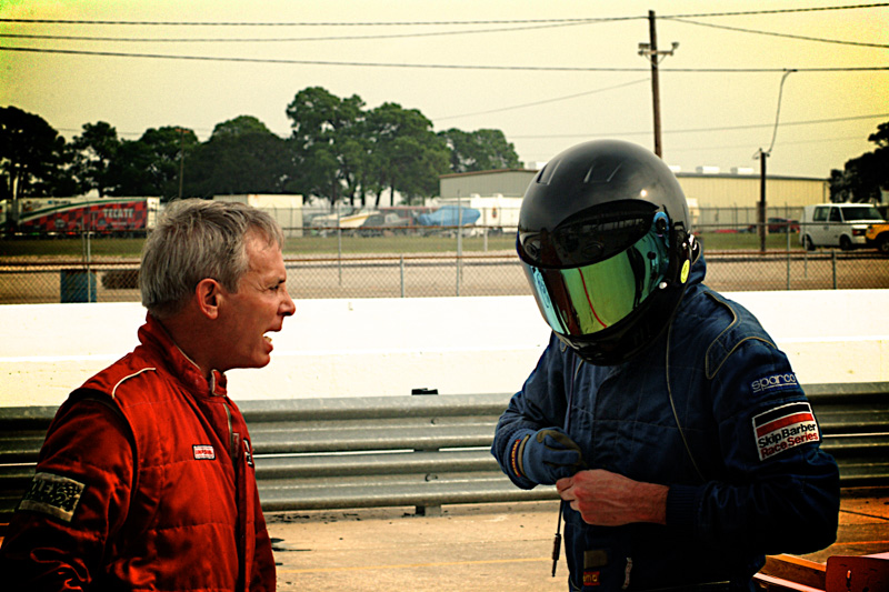 2003-02-SEBRING-PitLecture_Aperture_preview.jpg