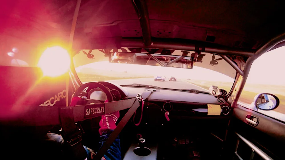 2012-12-25Hours-RACE-06-TRAVIS-Interior-25_Aperture_preview.jpg