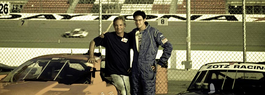 1999-08-GT1@DAYTONA-PosingWithPop_Aperture_preview.jpg
