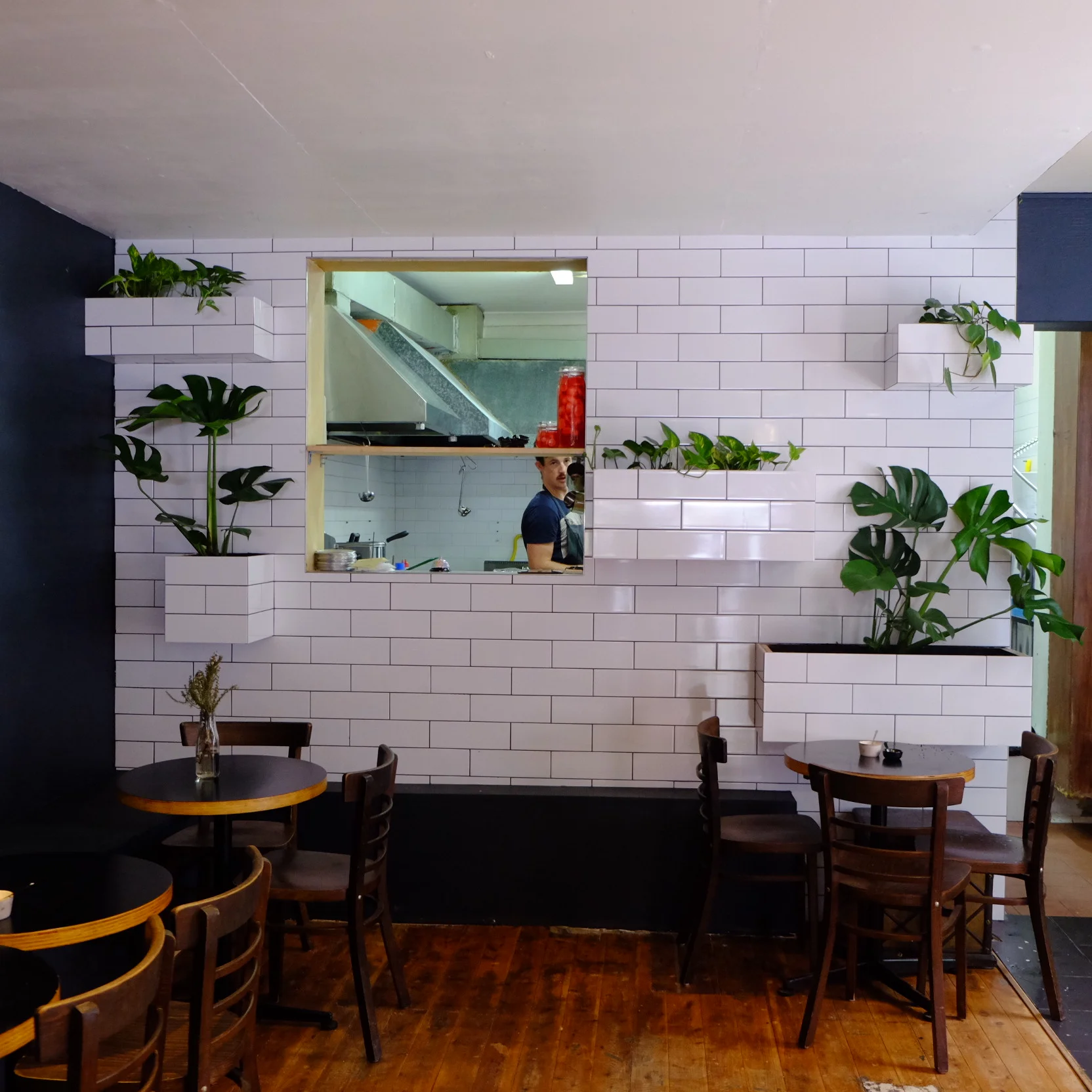 The House Dining, Newtown