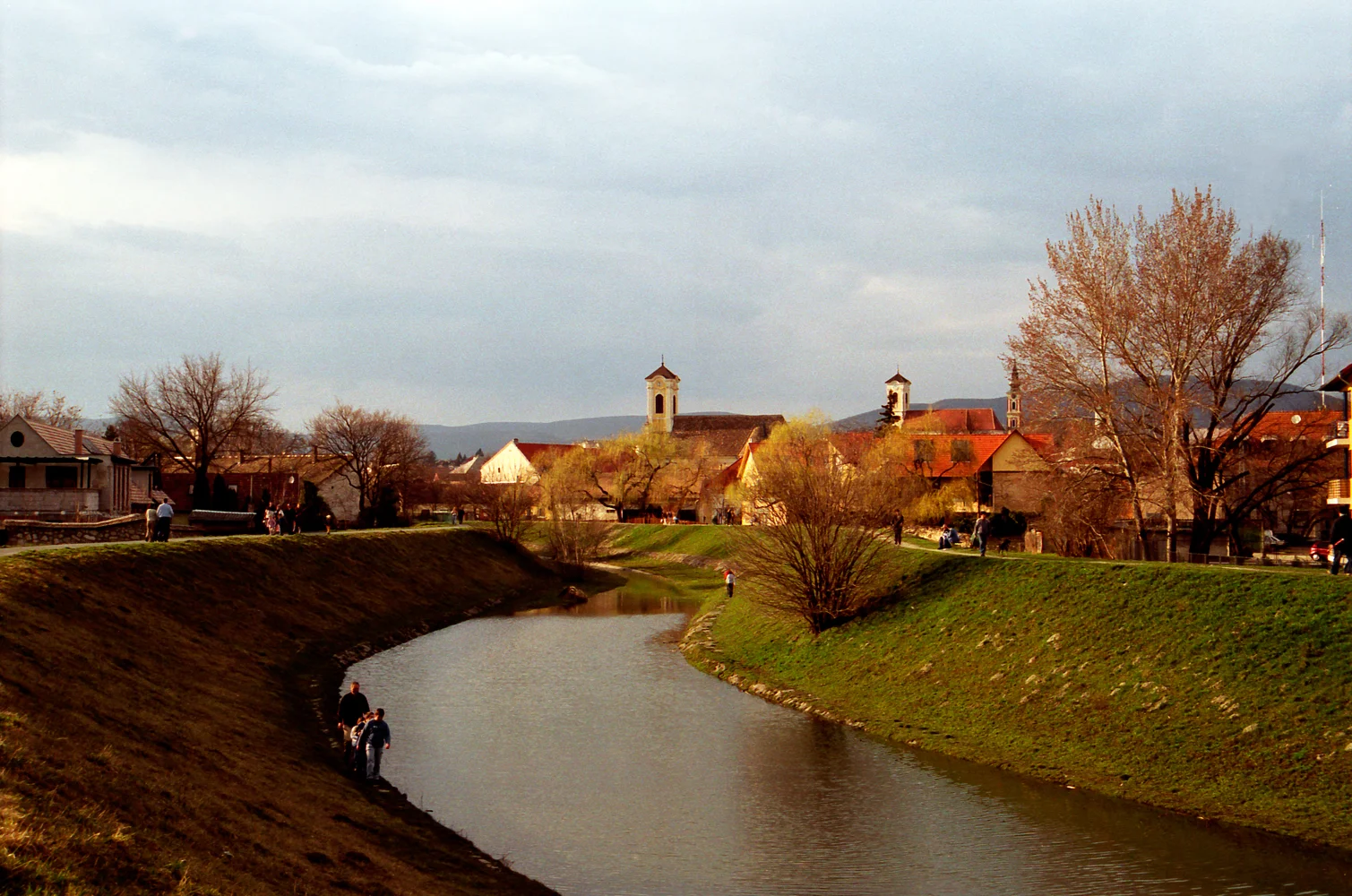sunday afternoon on the danube