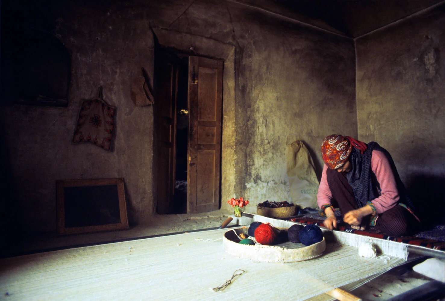 Knotting a Persian Rug