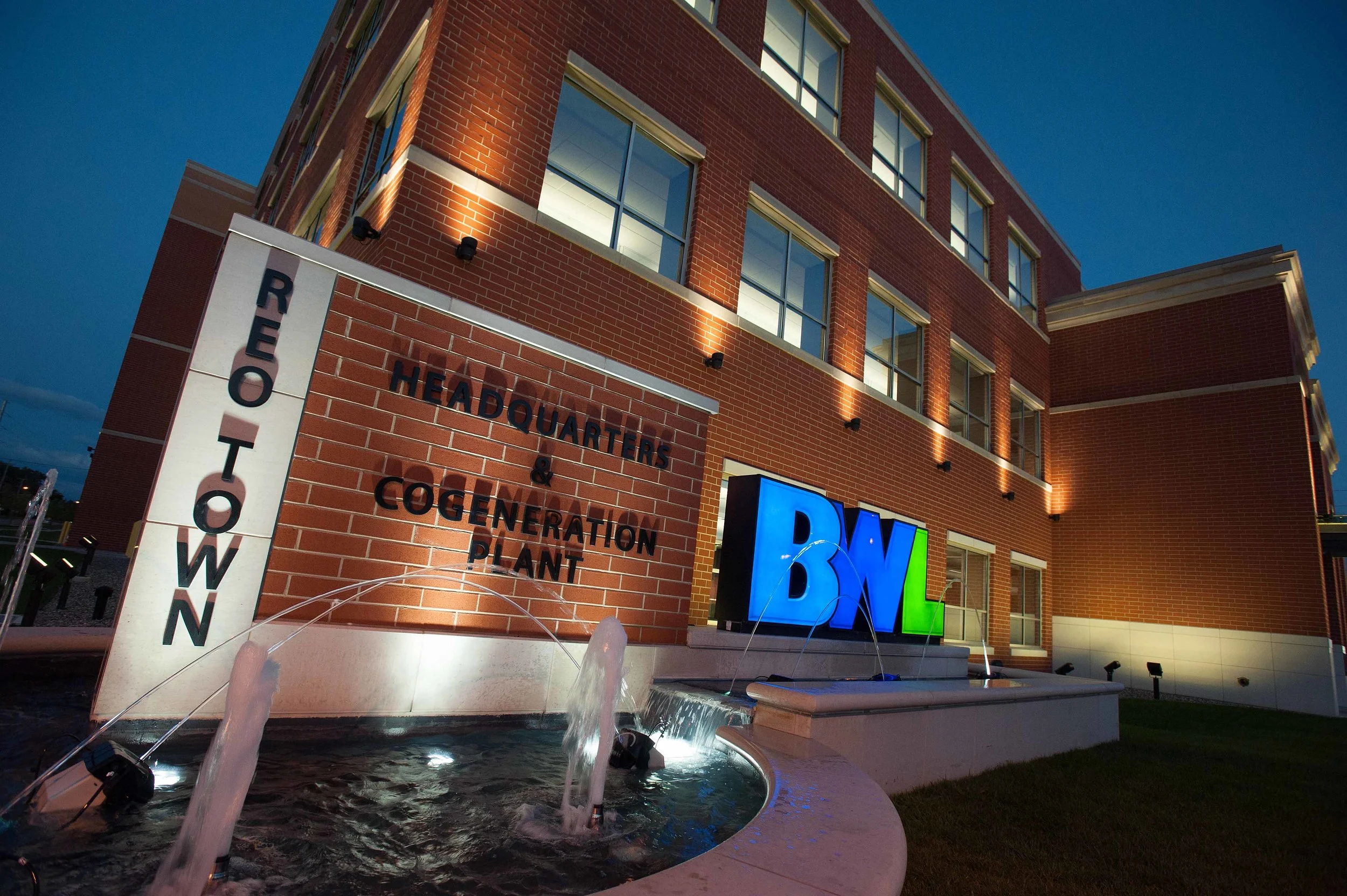 BWL ext small 3.jpg