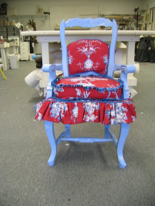 Side Chair w/Back Pad & Seat Slipcover