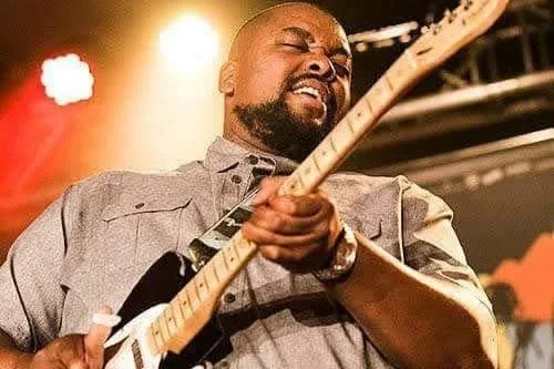 Shawn Holt &amp; the Teardrops - Genuine Chicago Blues!