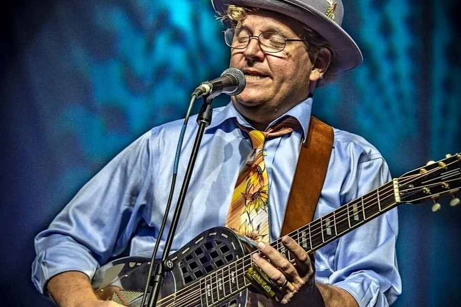 CATFISH KEITH - International Acoustic Guitar Sensation!