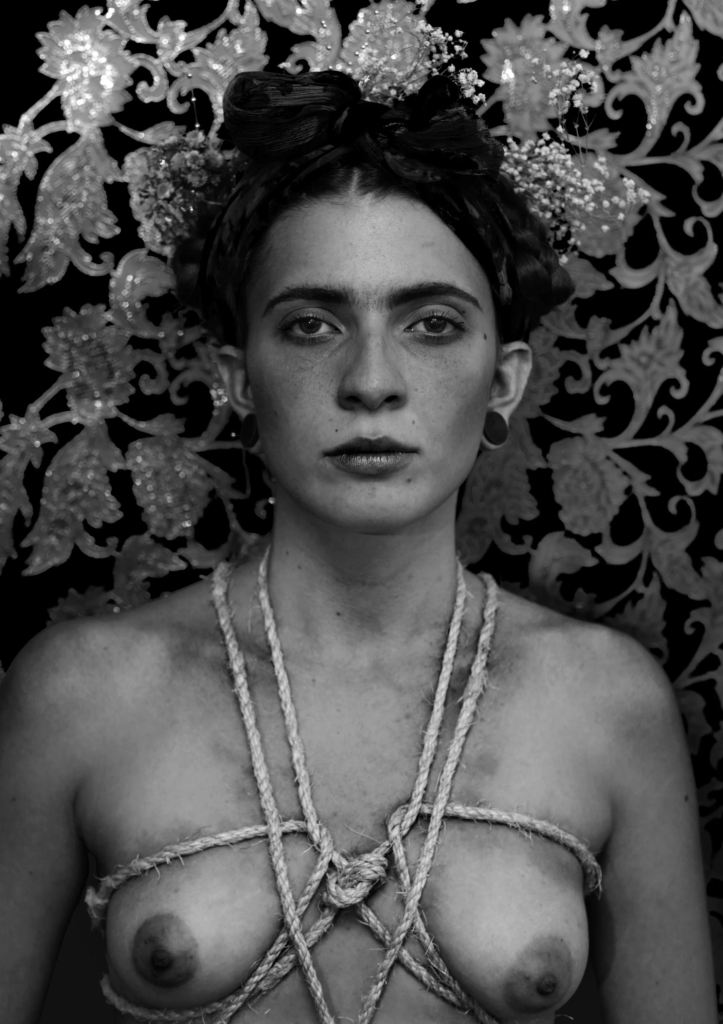 frida bw1.jpg