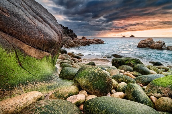 michael-breitung_02-porth-nanven.jpg