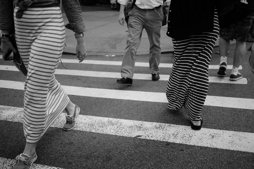 The Deviant Approach To Street Photography By Thomas Leuthard Aka 85mm 