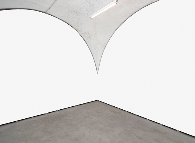 Untitled 9 2013, Inkjet print mounted on MDF, 120 x 180 cm