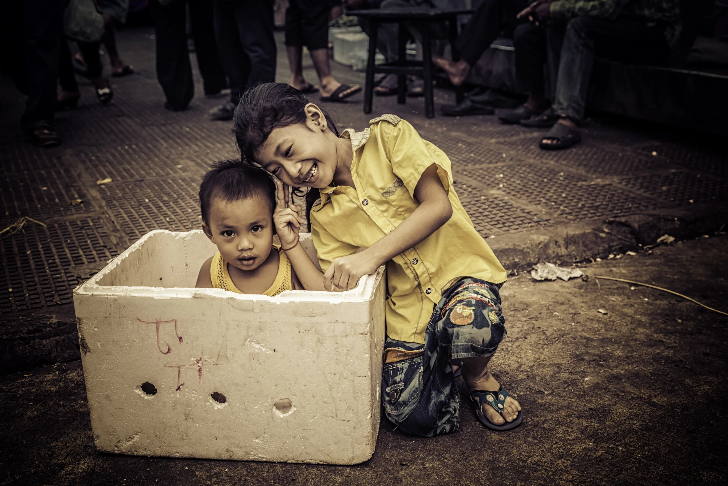 Market Playtime, Phnom Penh