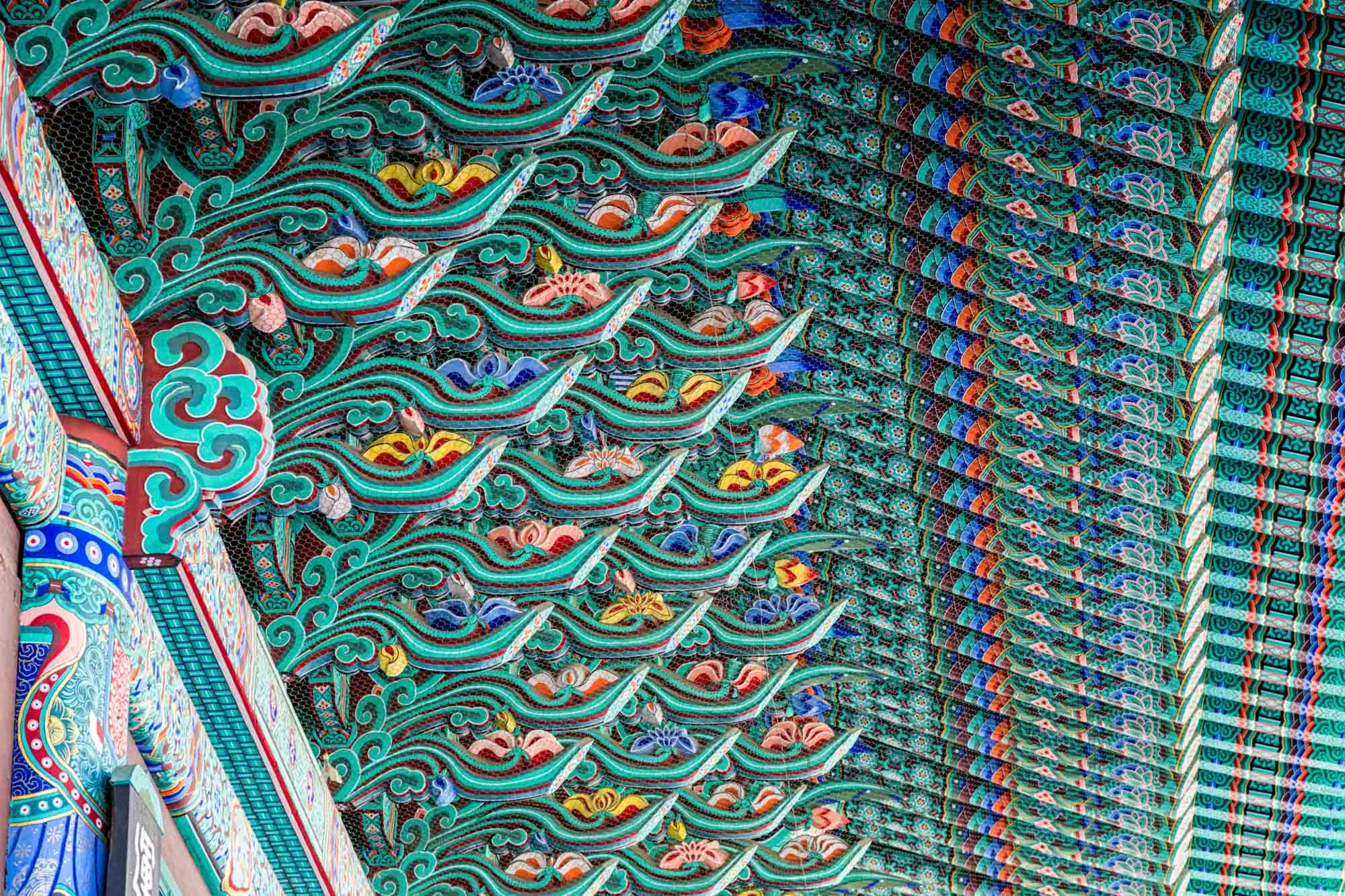 Traditional Korean Dancheong — Aisle Seat Please