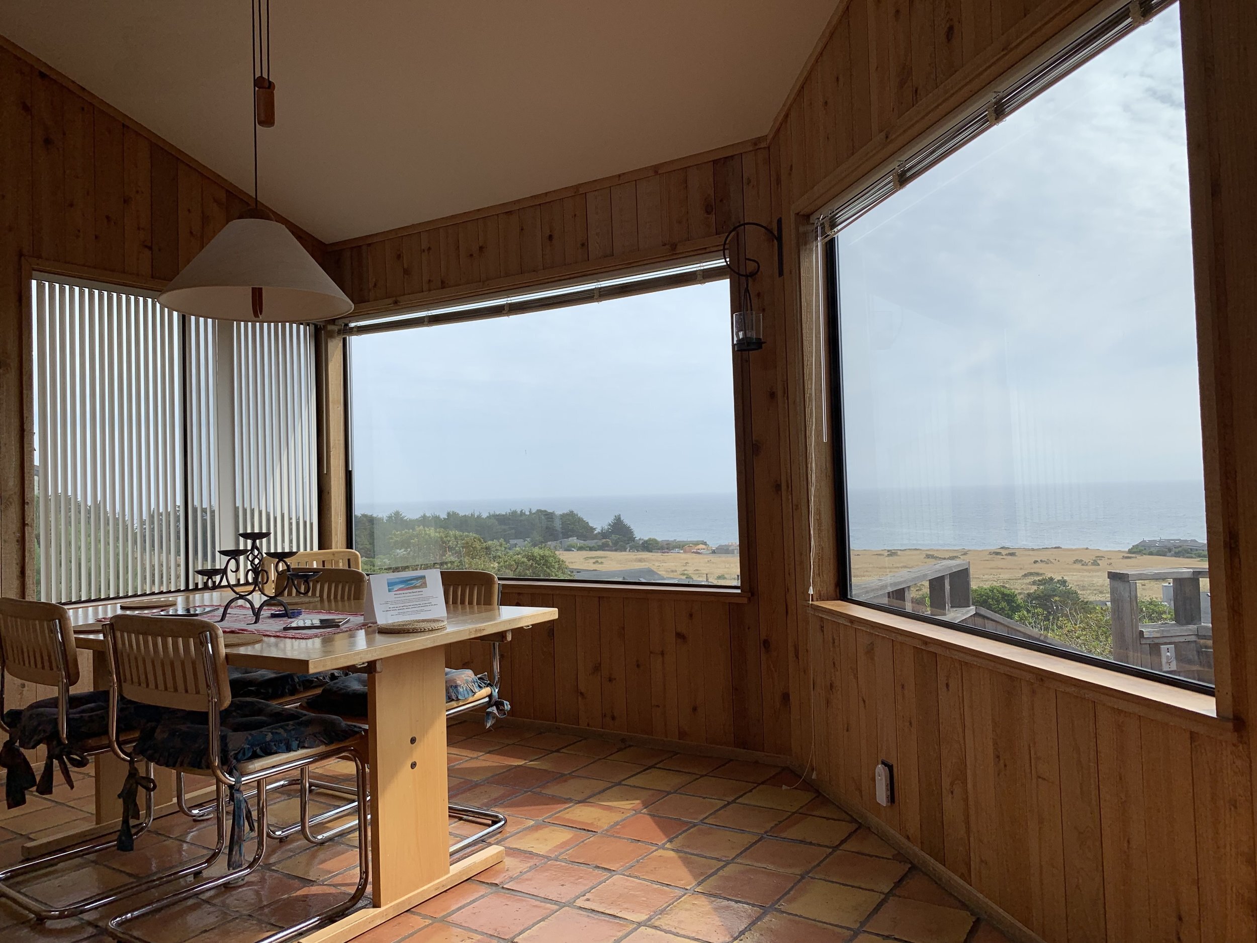 Bella Vista, over 60 linear feet of ocean view windows