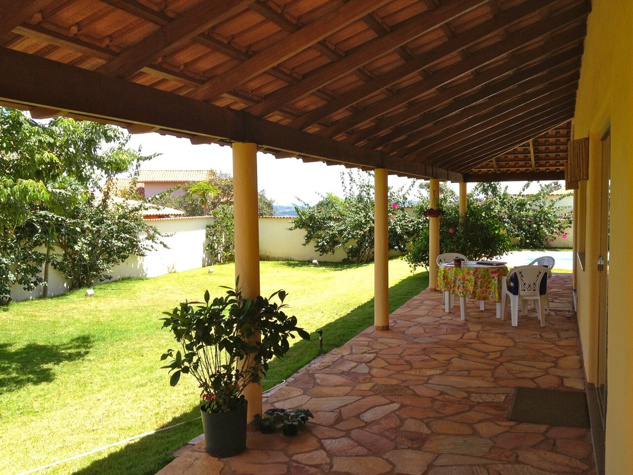 lower level covered terrace of Casa de Luz