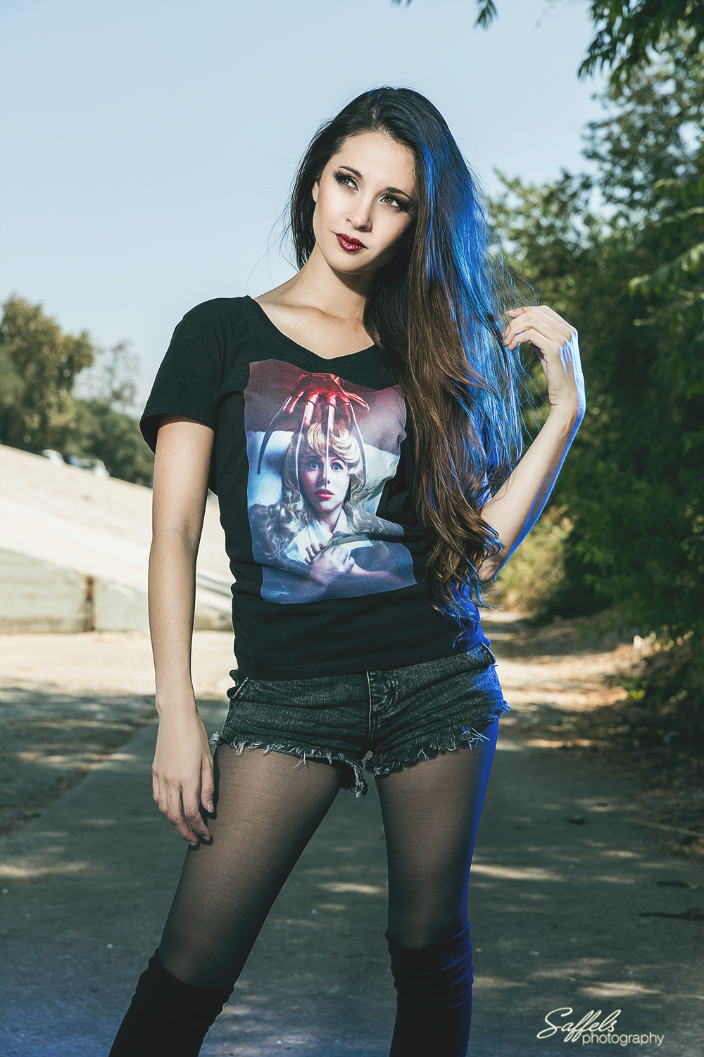 Women's V-Cut Shirt