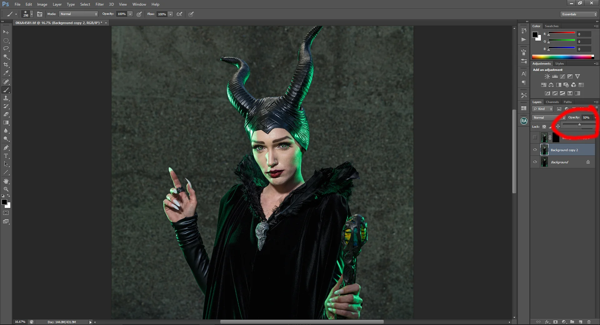 Use the opacity bar on this layer to adjust the strength of this effect, which is applied to the entire image.