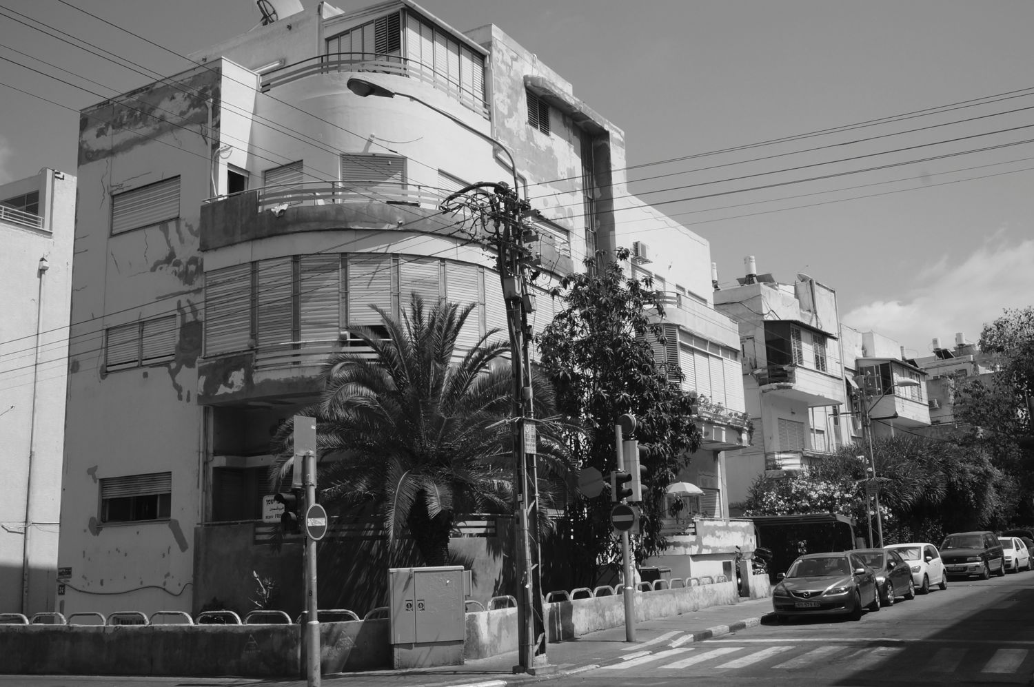 8 DOV HOZ ST. 1934 (2013)